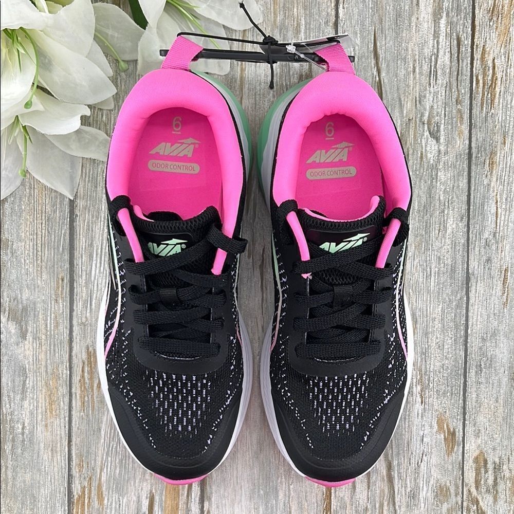 Women's Active Gel Sneaker Addie’ Shoes Size 6